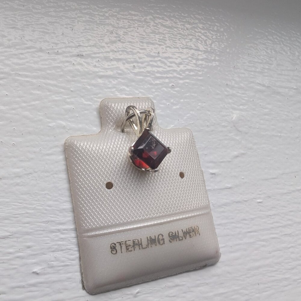 Silver Garnet Necklace Pendant For Sale